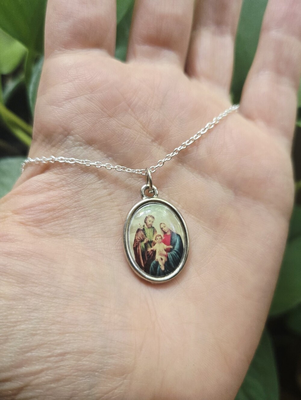 Vintage Holy Family Necklace – Vintage Catholic Religious Pendant Jewelry
